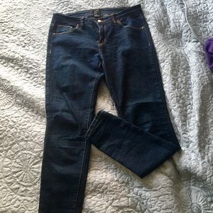 Forever 21 blue stretchy jeans